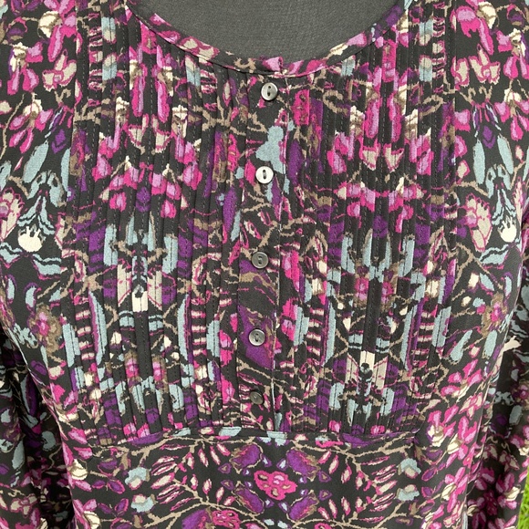 Purple Floral Mandala-Like Blouse - Picture 3 of 8
